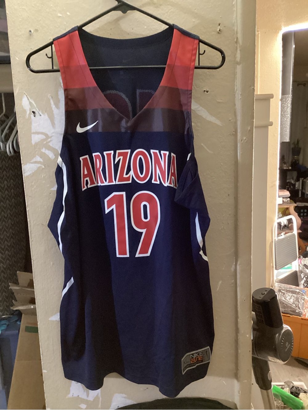 Nike University of Arizona Wildcats, dri-FIT jersey.
